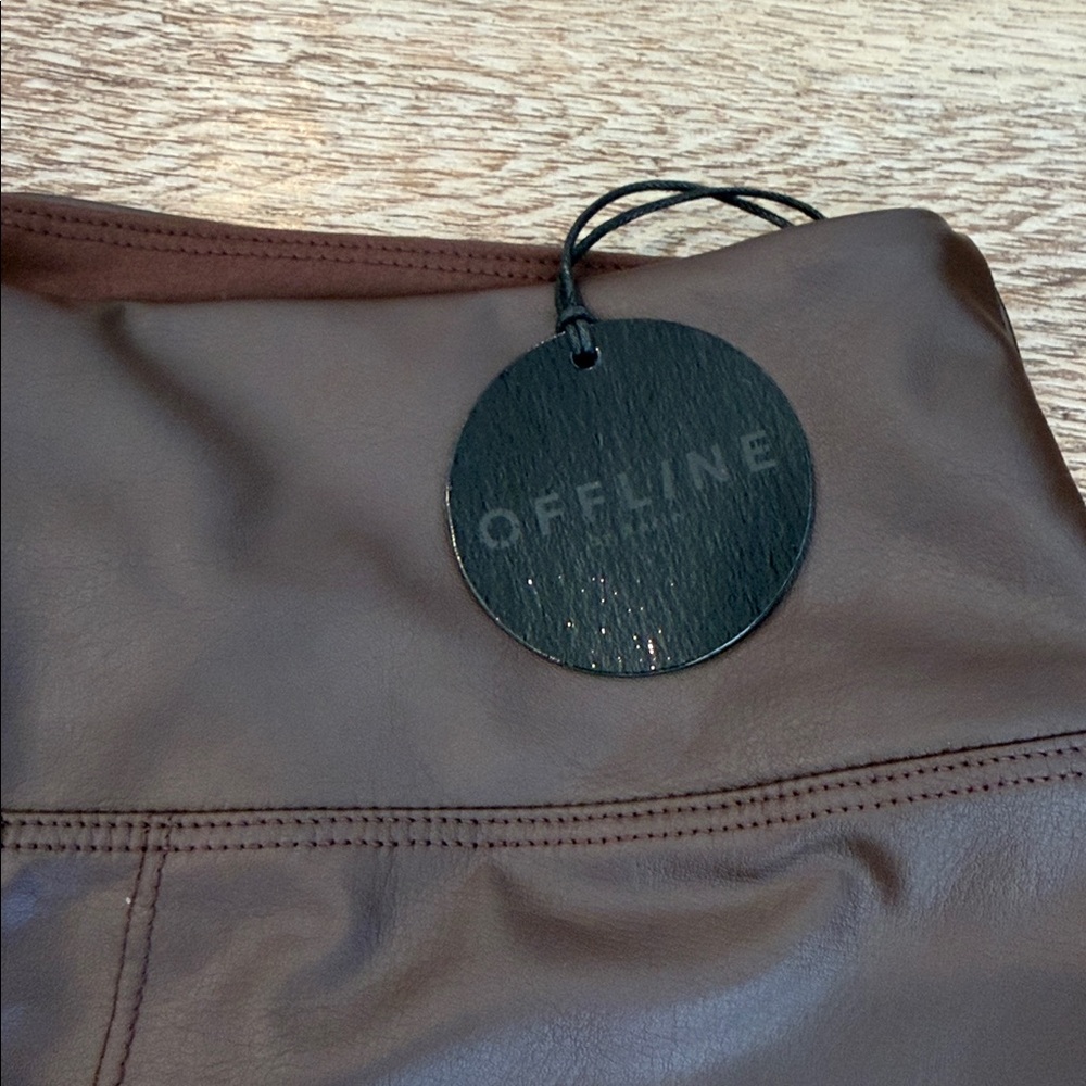 NEW! Offline by Aerie Real Luxe Faux Leather Leggings Size M in Chocolate - Picture 5 of 9